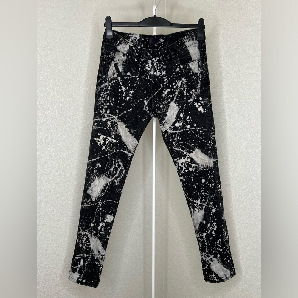 H&M Trend bleached jeans